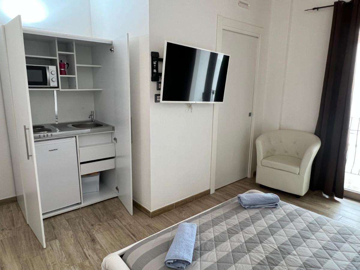 Ferienwohnung L'Angelo Bianco Pula Exterior foto