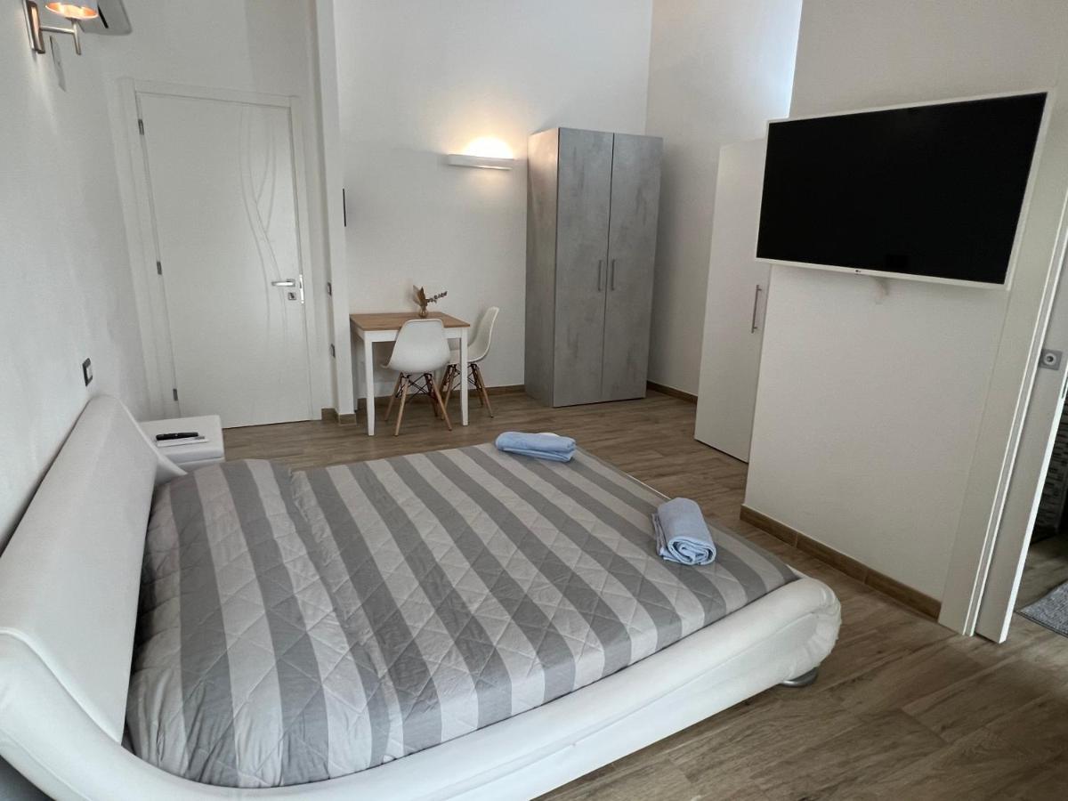 Ferienwohnung L'Angelo Bianco Pula Exterior foto