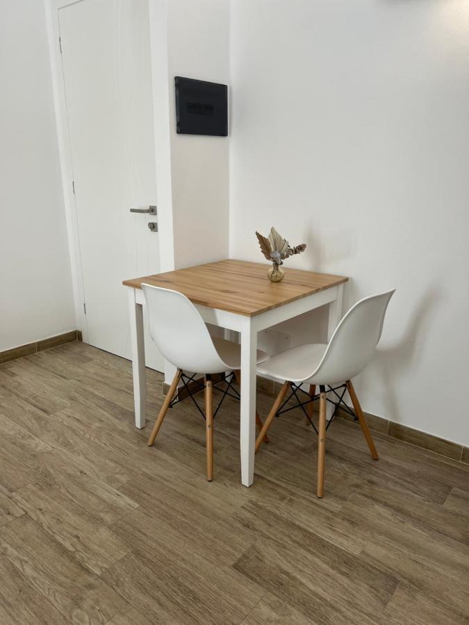 Ferienwohnung L'Angelo Bianco Pula Exterior foto
