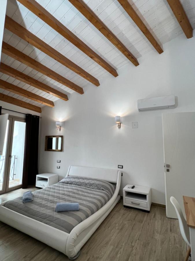 Ferienwohnung L'Angelo Bianco Pula Exterior foto